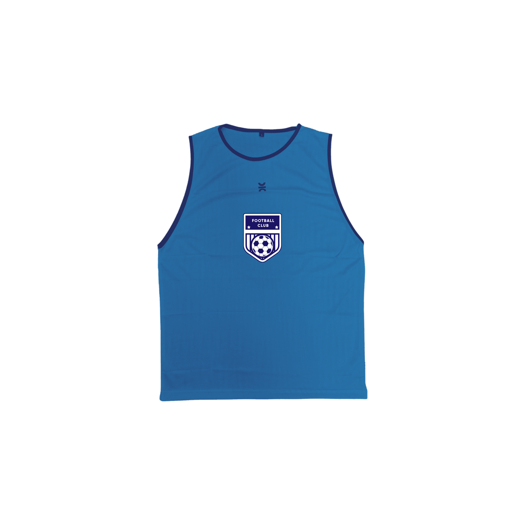 Custom club training pinnie in blue with club badge on the front