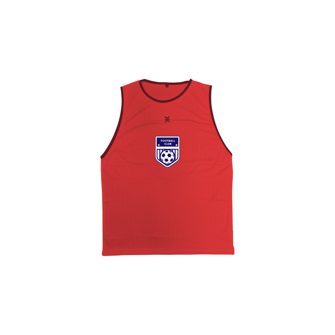 Custom club training pinnie in red with club badge on the front