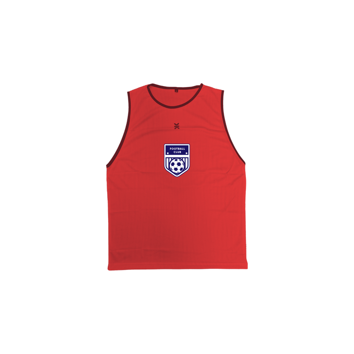 Custom club training pinnie in red with club badge on the front